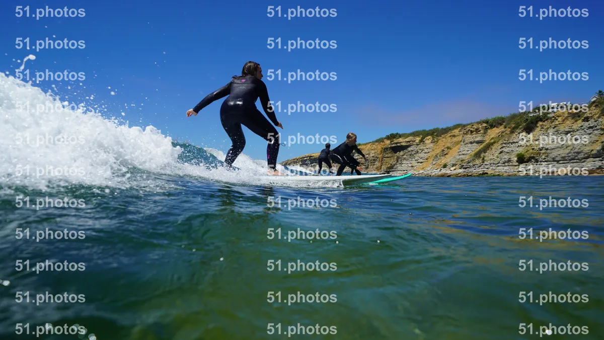 Surfing shot by Lars Van der Veen in Matadouro