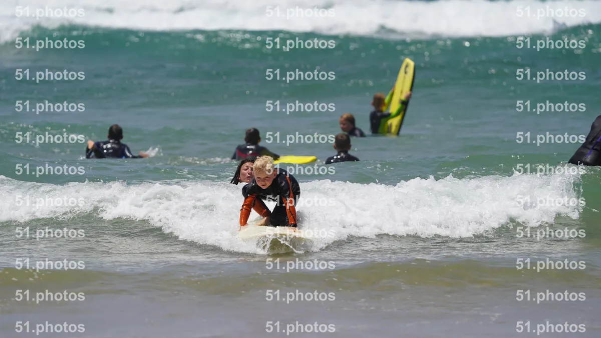 Surfing shot by Lars Van der Veen in Furnas