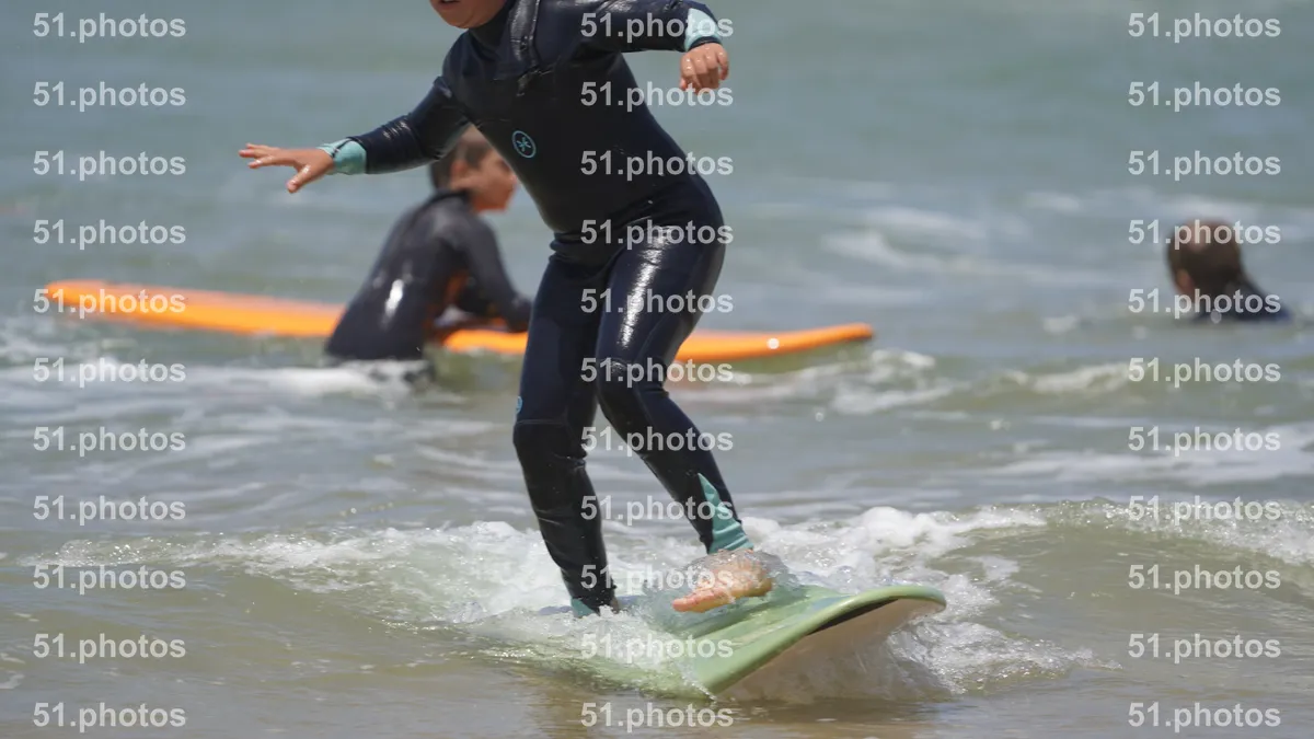 Surfing shot by Lars Van der Veen in Furnas