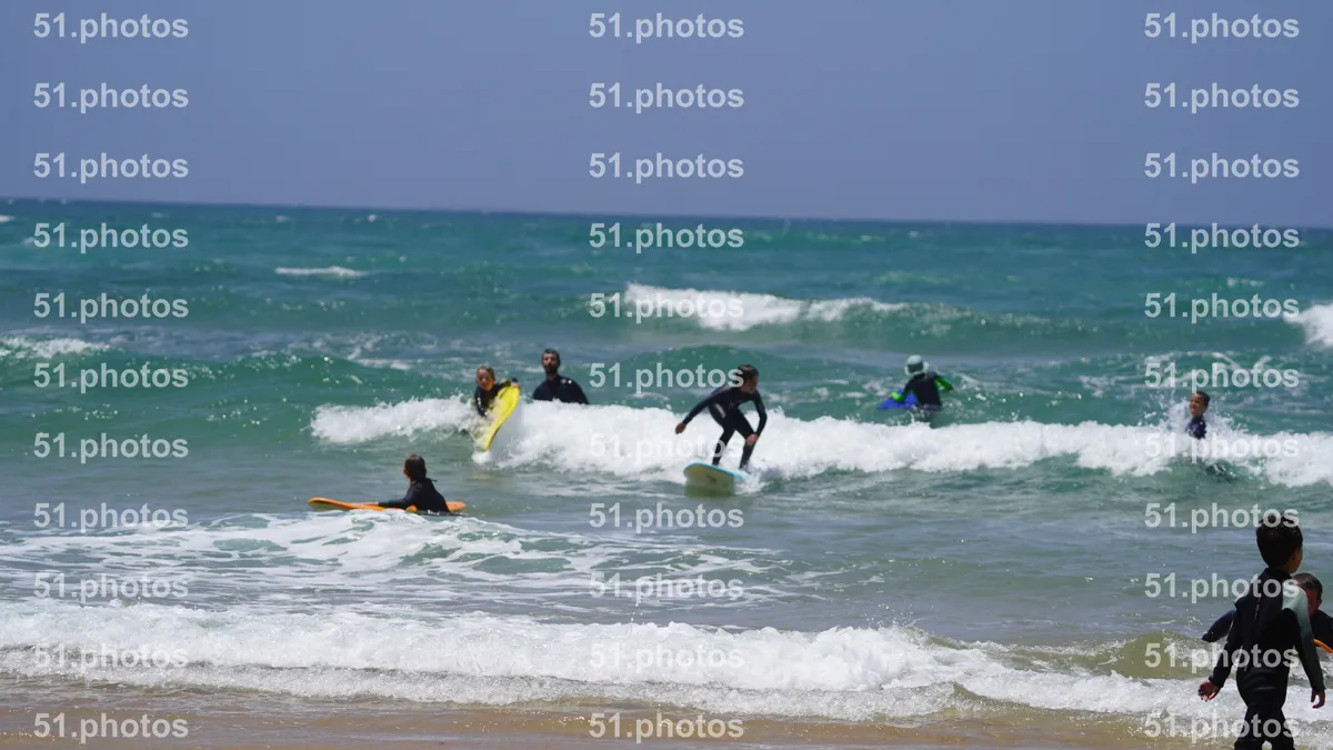 Surfing shot by Lars Van der Veen in Furnas