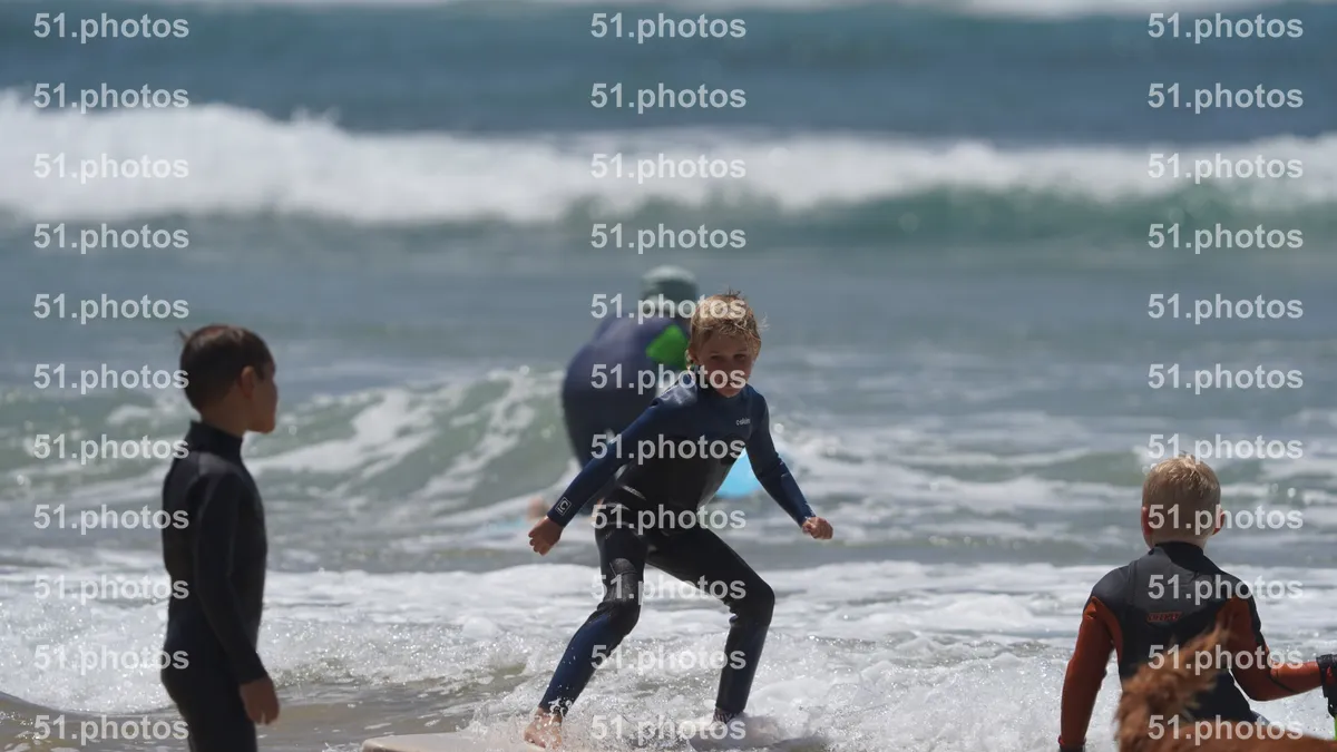 Surfing shot by Lars Van der Veen in Furnas