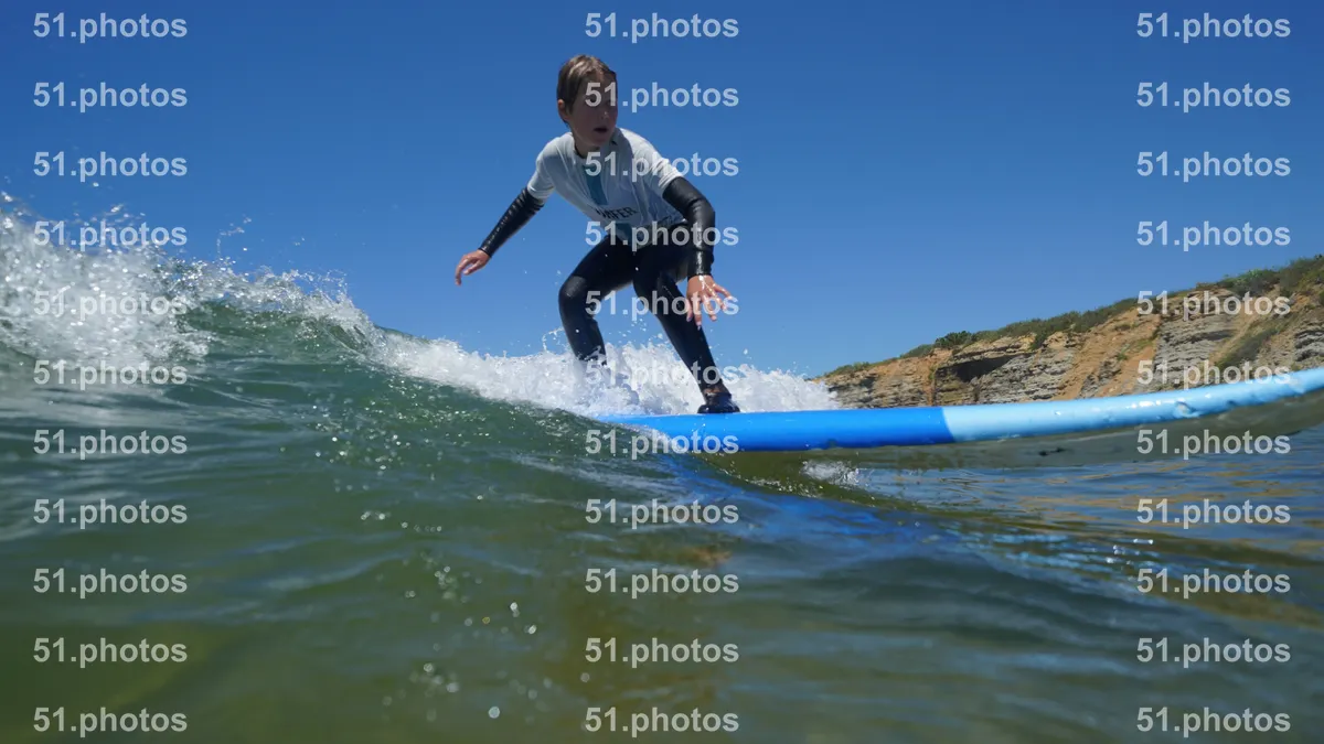 Surfing shot by Lars Van der Veen in Matadouro