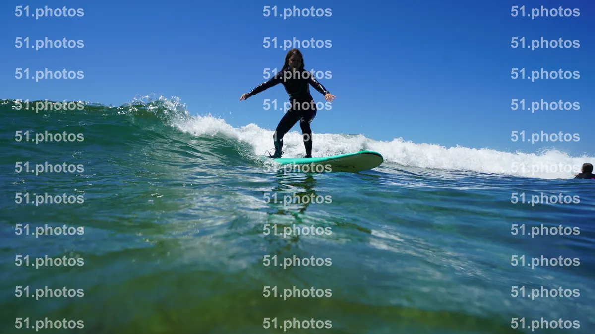 Surfing shot by Lars Van der Veen in Matadouro