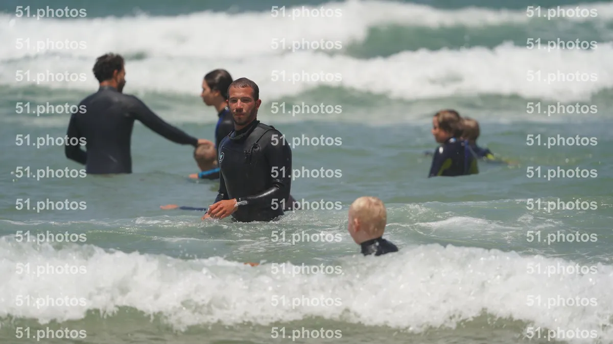Surfing shot by Lars Van der Veen in Furnas