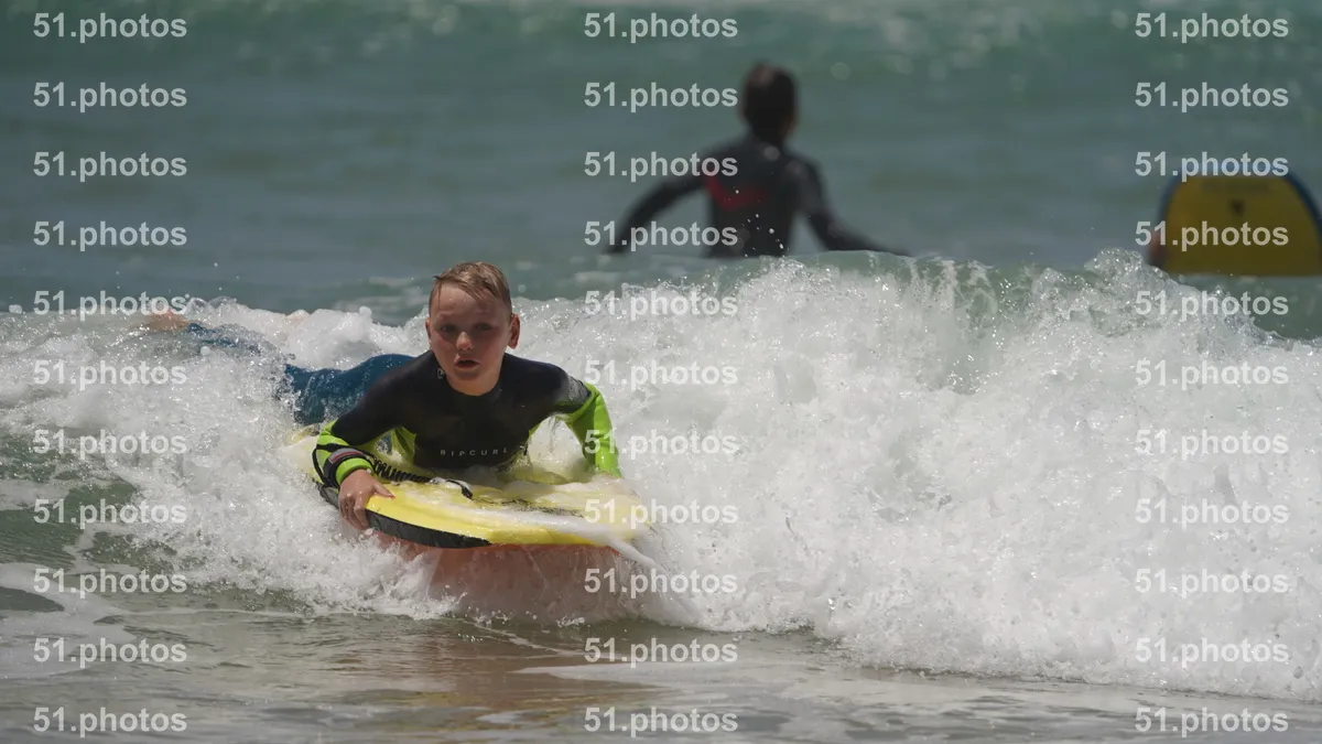 Surfing shot by Lars Van der Veen in Furnas
