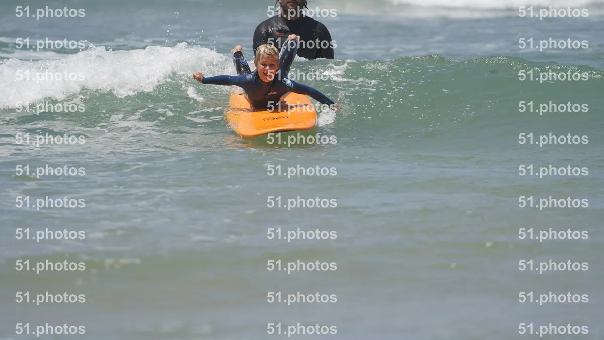 Surfing shot by Lars Van der Veen in Furnas