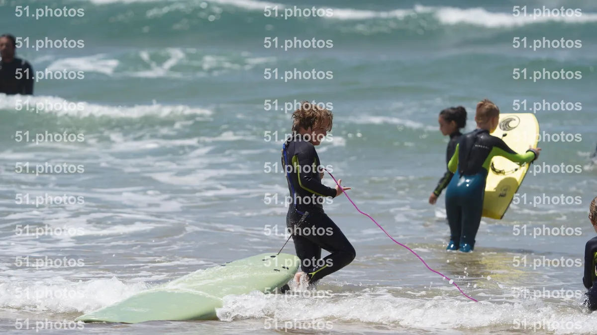 Surfing shot by Lars Van der Veen in Furnas