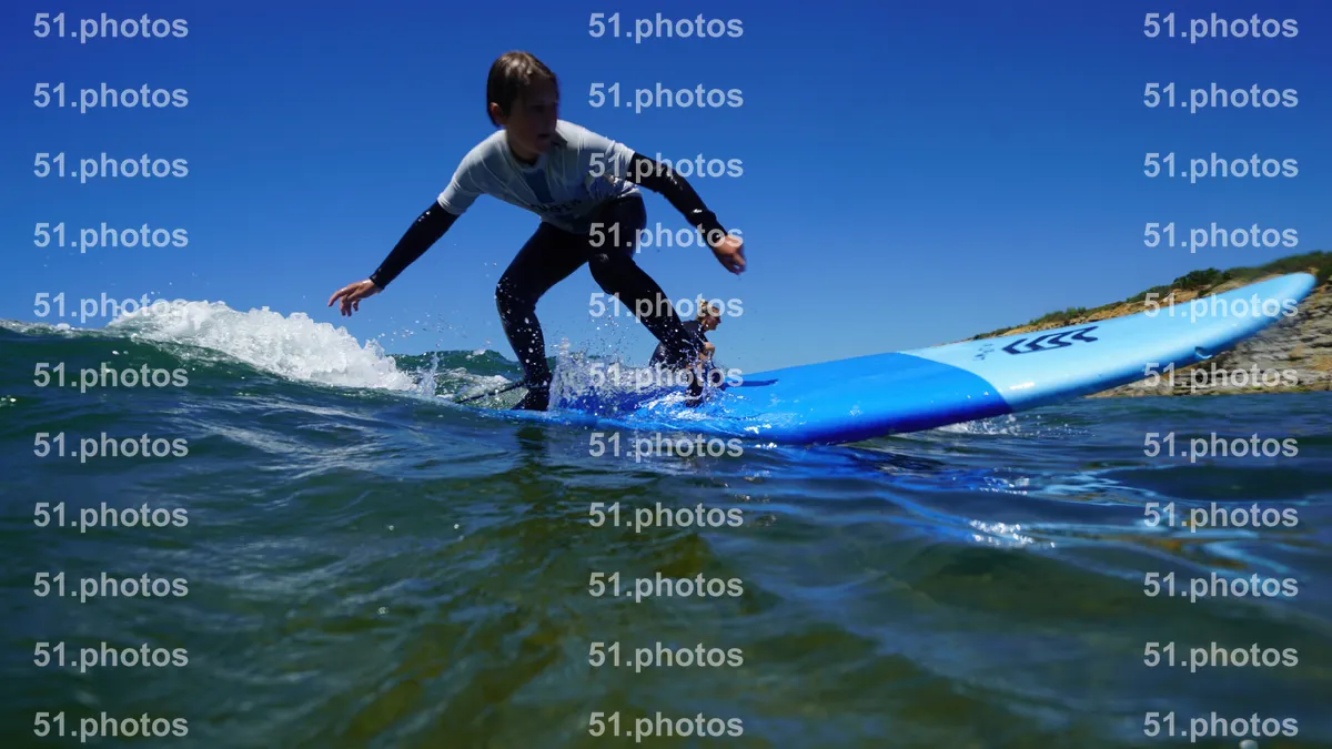 Surfing shot by Lars Van der Veen in Matadouro
