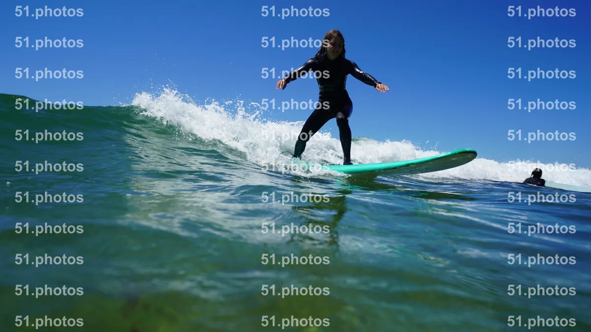 Surfing shot by Lars Van der Veen in Matadouro