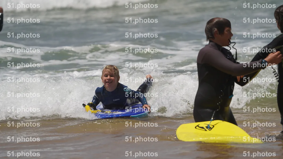 Surfing shot by Lars Van der Veen in Furnas