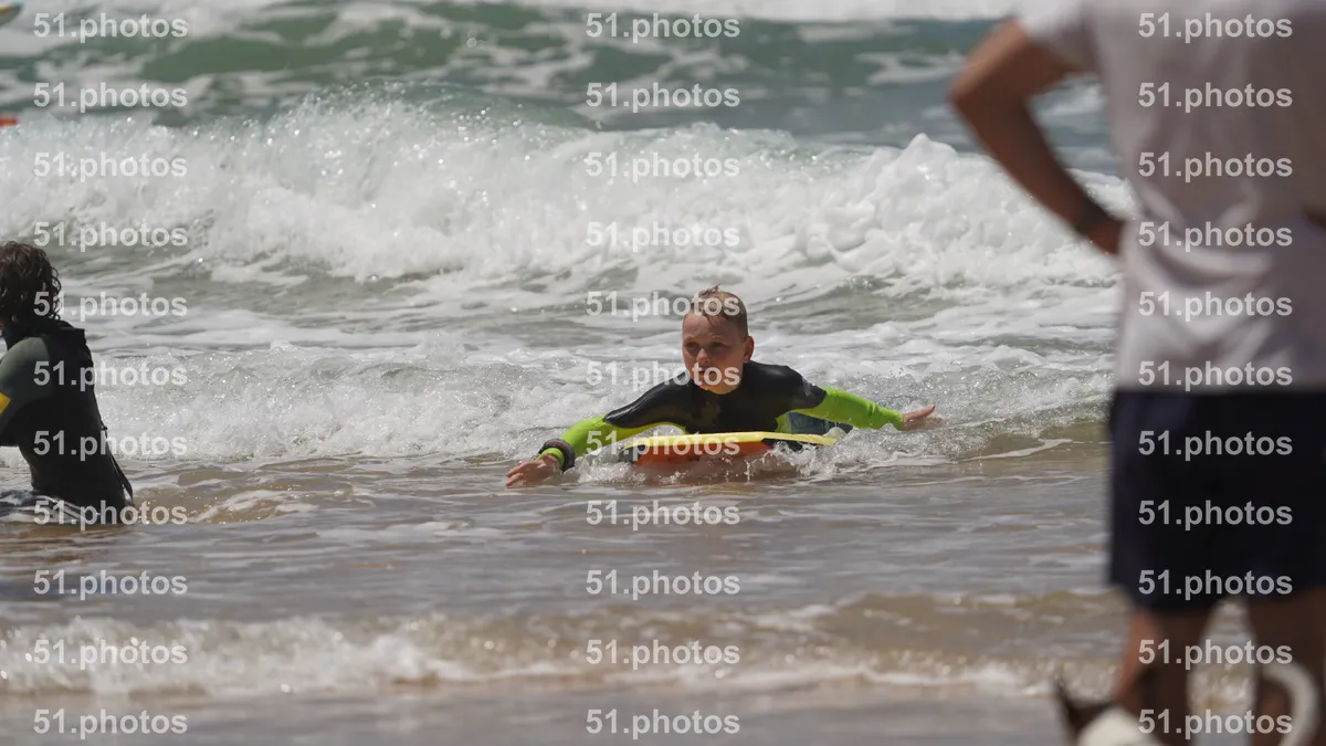 Surfing shot by Lars Van der Veen in Furnas