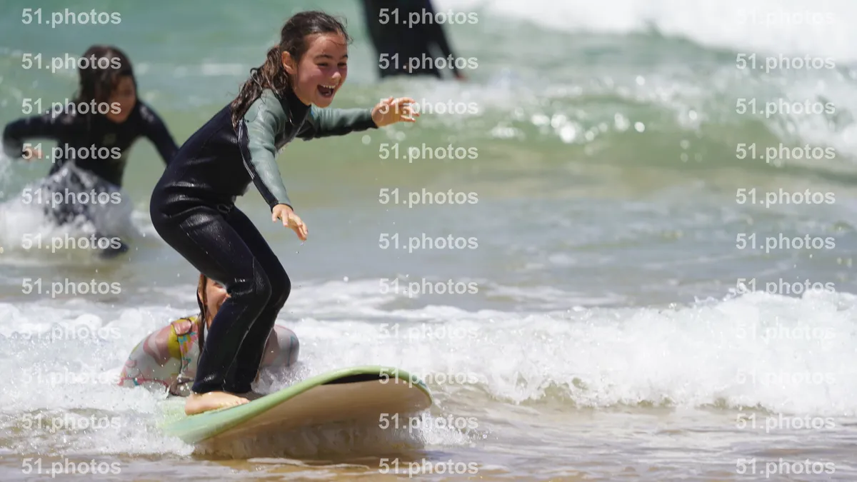 Surfing shot by Lars Van der Veen in Furnas