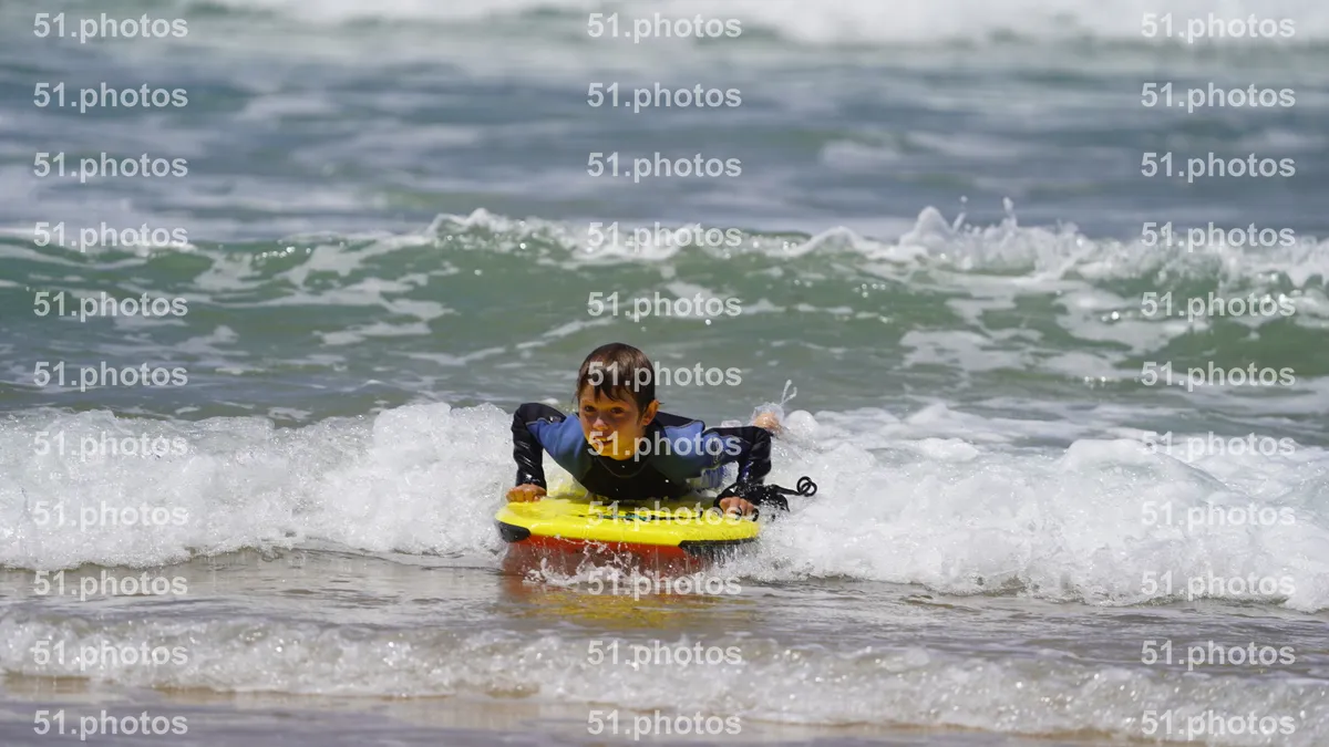 Surfing shot by Lars Van der Veen in Furnas