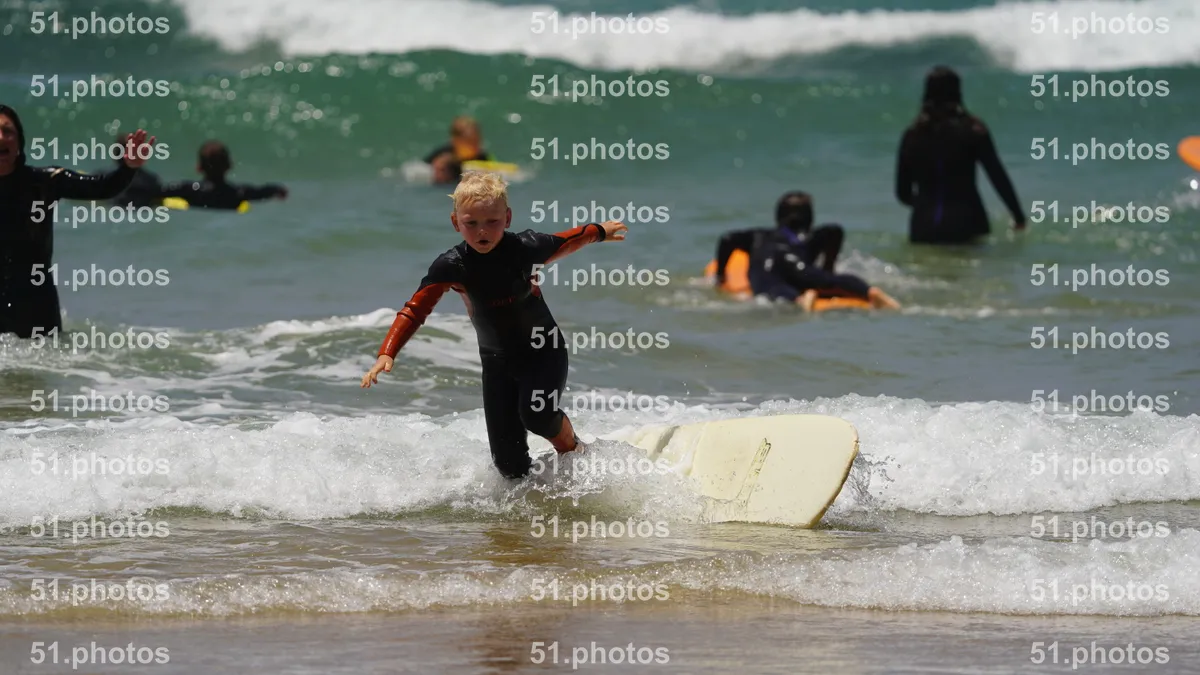 Surfing shot by Lars Van der Veen in Furnas