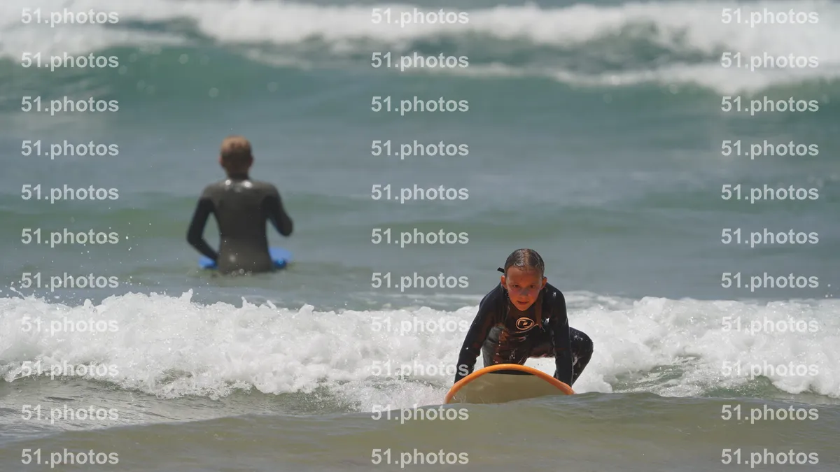 Surfing shot by Lars Van der Veen in Furnas