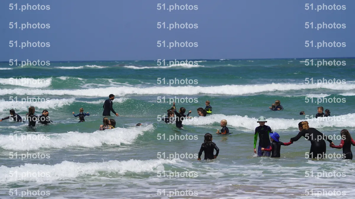 Surfing shot by Lars Van der Veen in Furnas