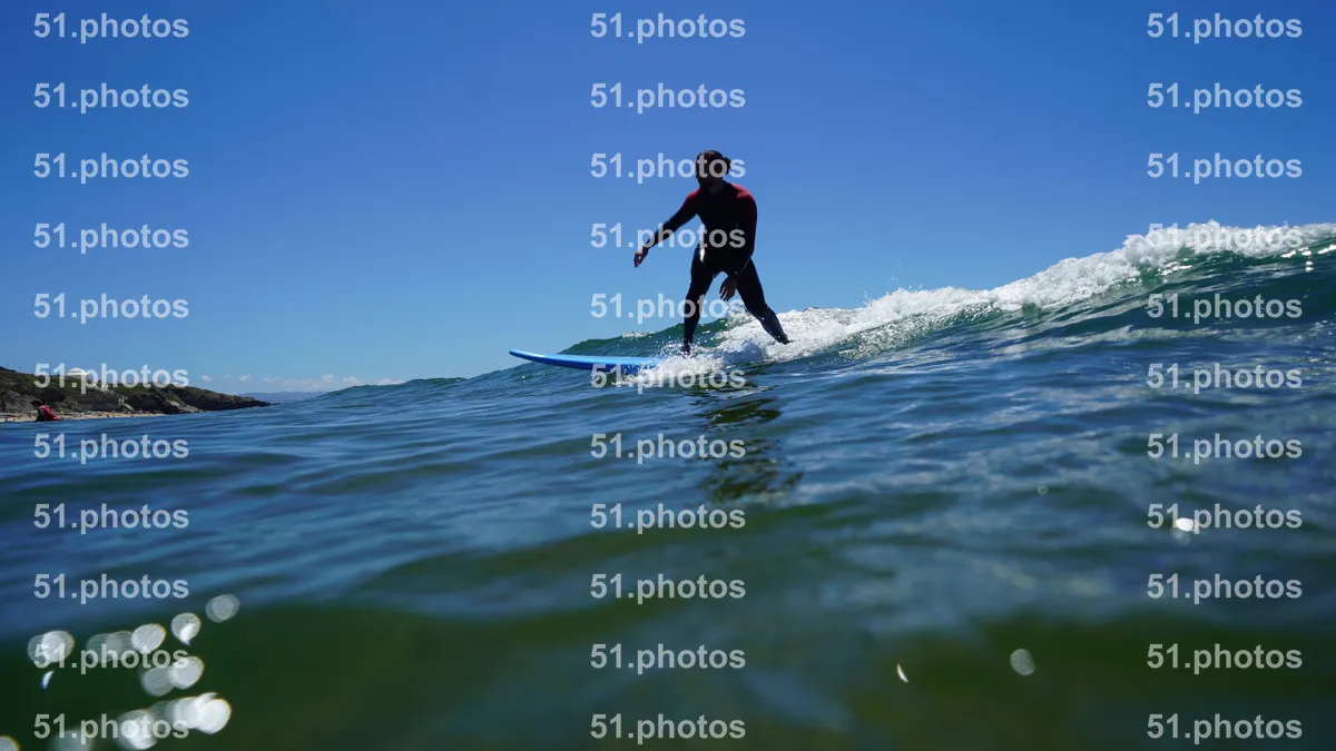 Surfing shot by Lars Van der Veen in Matadouro