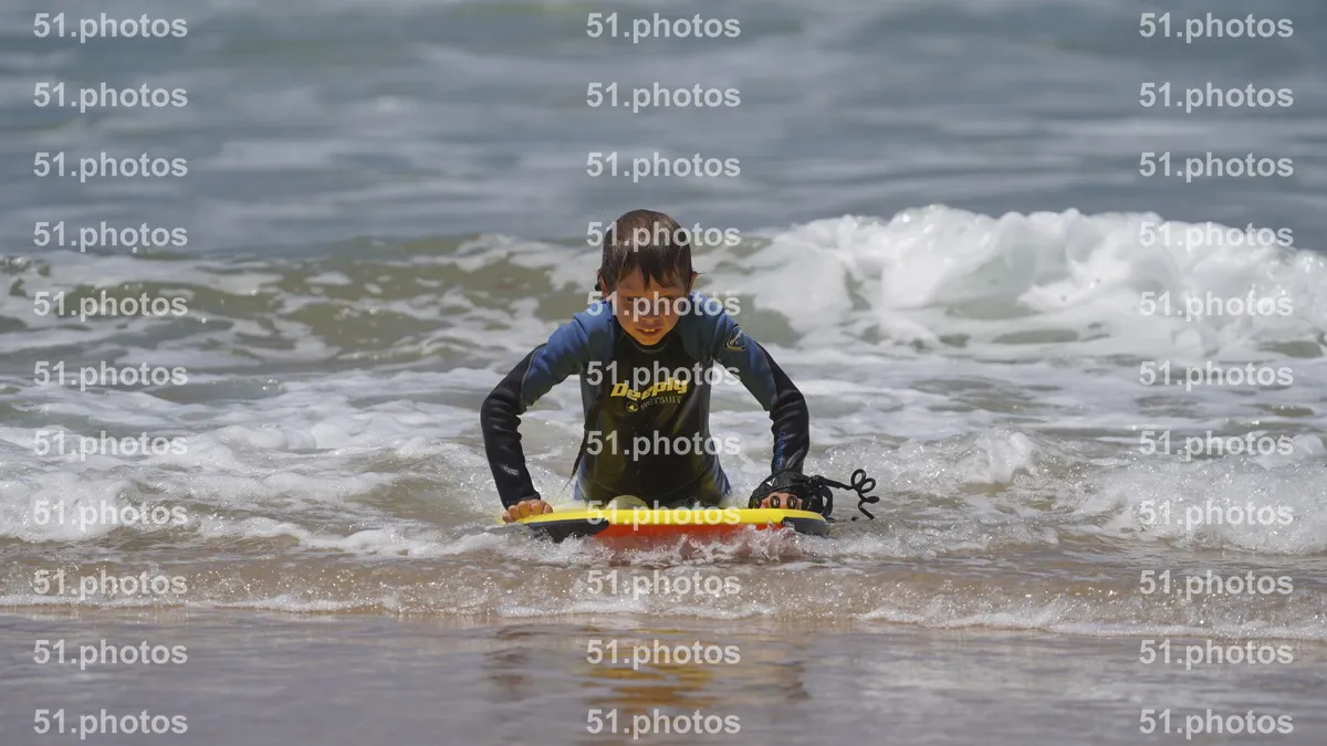 Surfing shot by Lars Van der Veen in Furnas