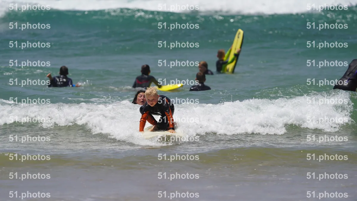 Surfing shot by Lars Van der Veen in Furnas