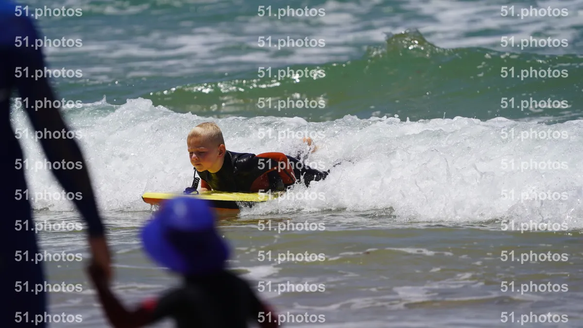 Surfing shot by Lars Van der Veen in Furnas