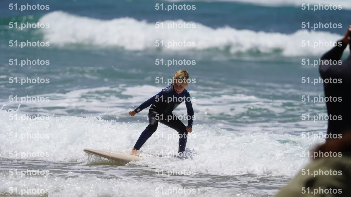 Surfing shot by Lars Van der Veen in Furnas