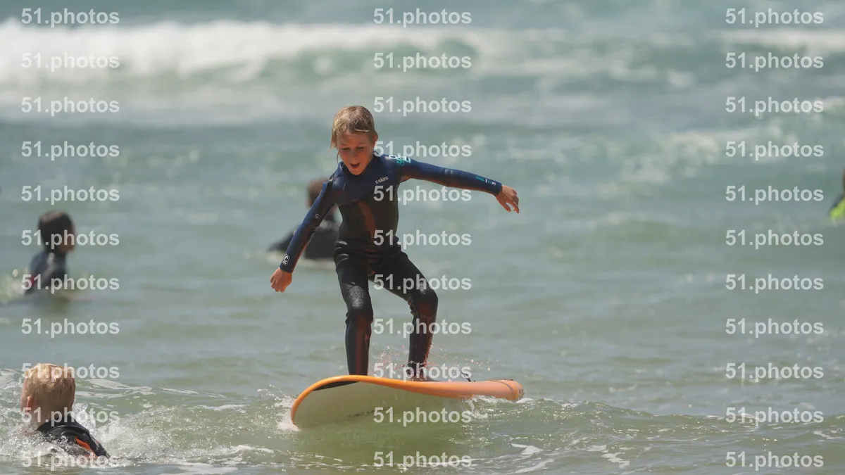 Surfing shot by Lars Van der Veen in Furnas