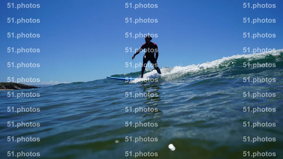Surfing shot by Lars Van der Veen in Matadouro