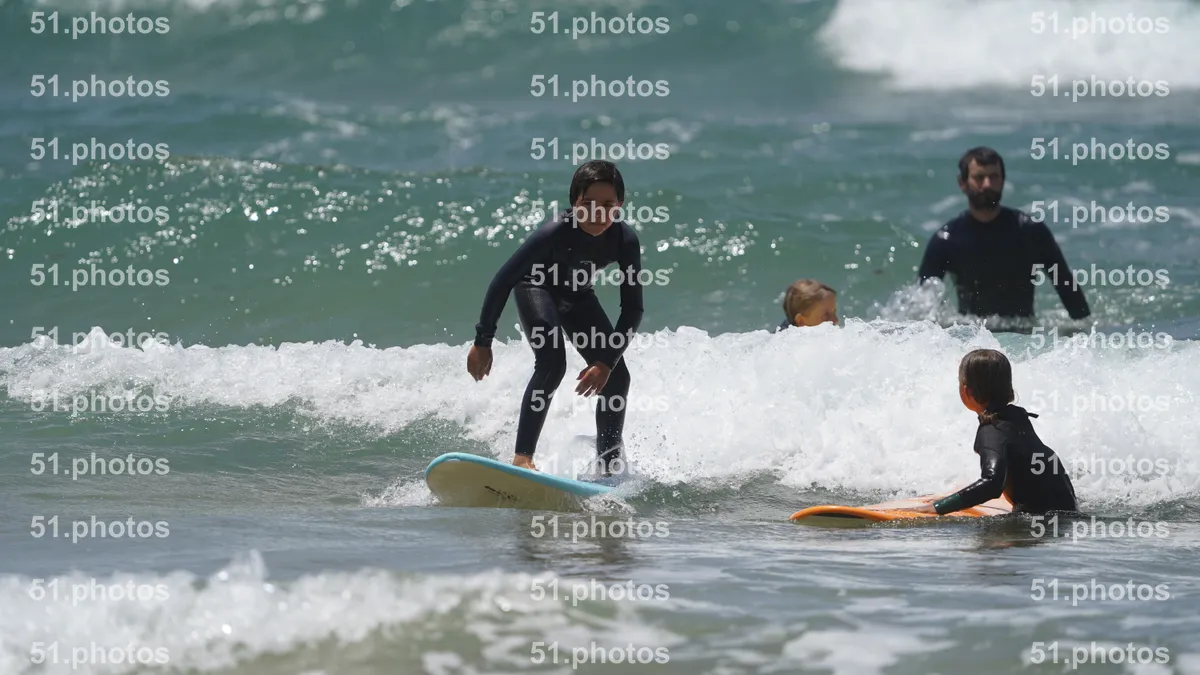 Surfing shot by Lars Van der Veen in Furnas